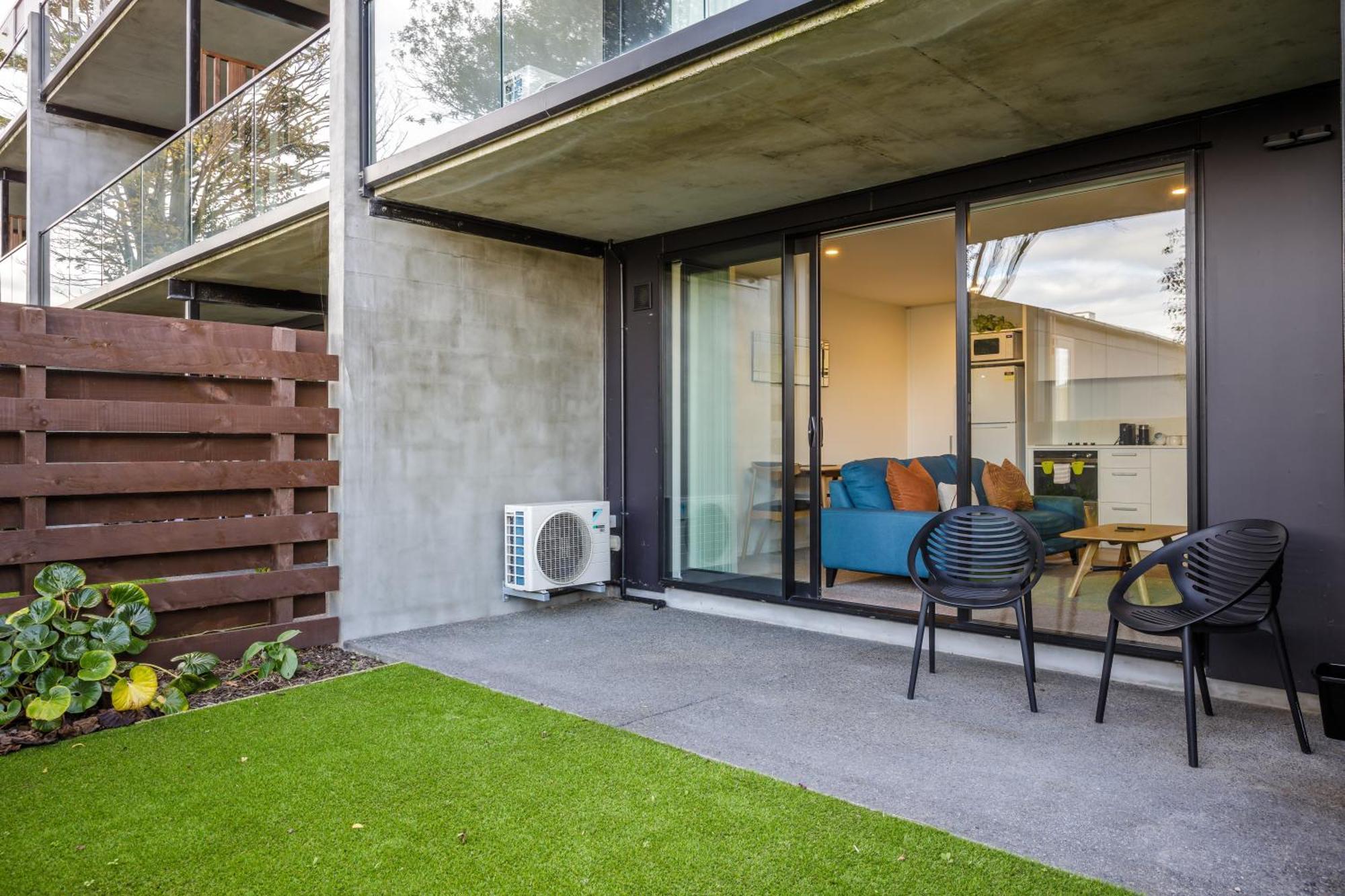 Citypad Studio Apartment Christchurch Exterior photo